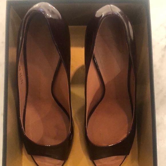 Giuseppe Zanotti Shoes - Giuseppe Zanotti Taz 100 pumps patent leather.